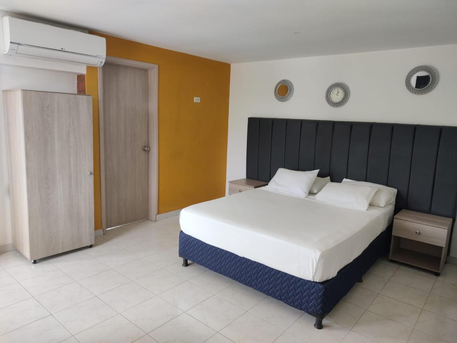 Hotel Villa Zaragoza Екстер'єр фото